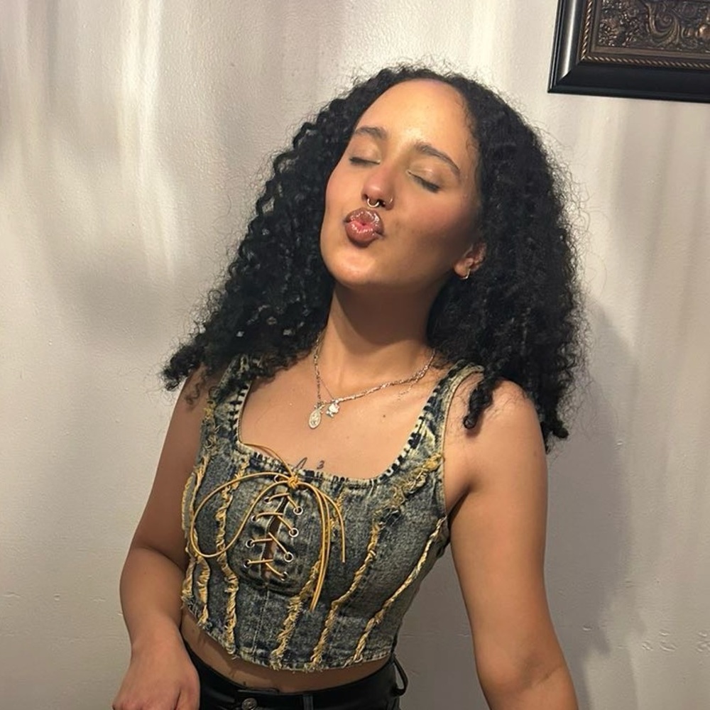 Meet your Posher, Haillie